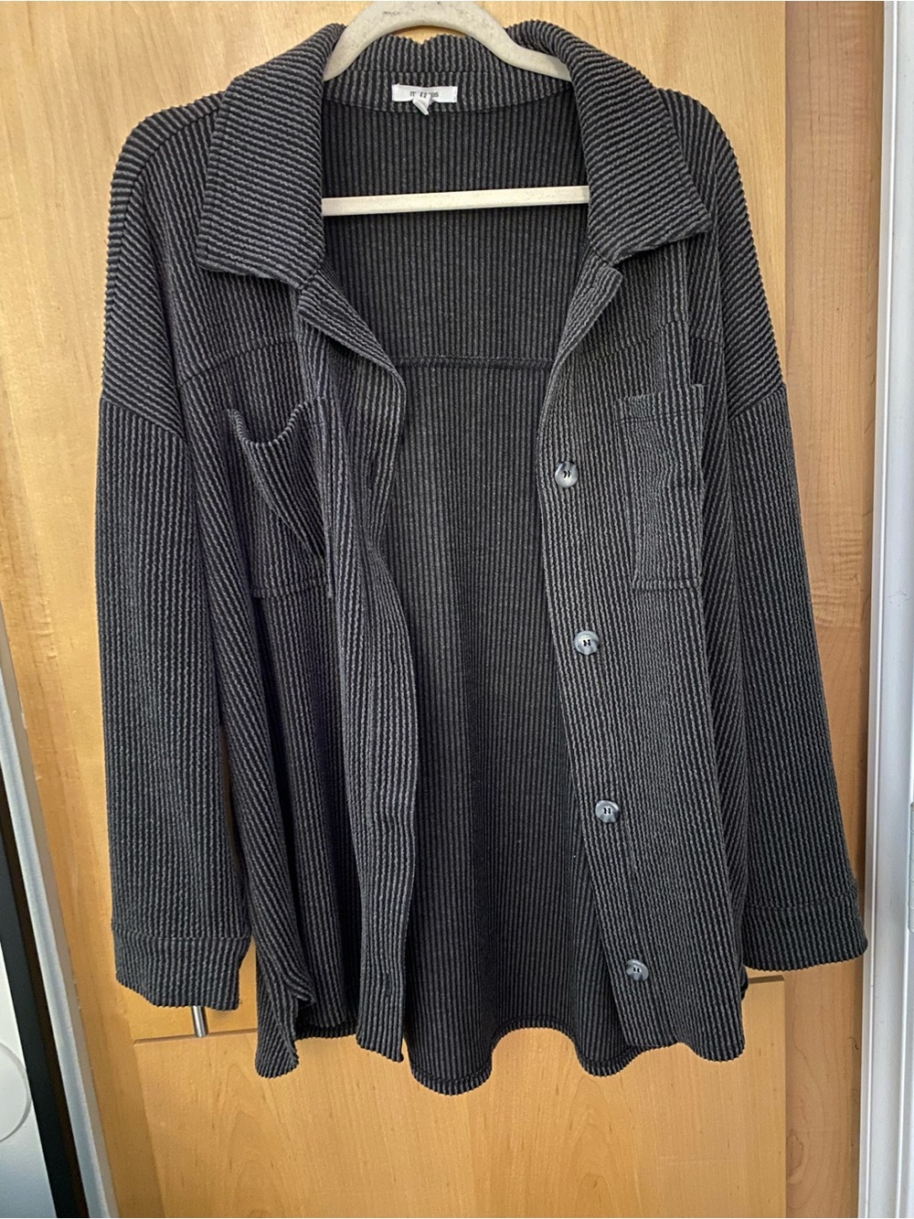 Grunge Gray Black Tonal Corduroy Oversized Collared Button Down Shacket Cardigan - Picture 4 of 6